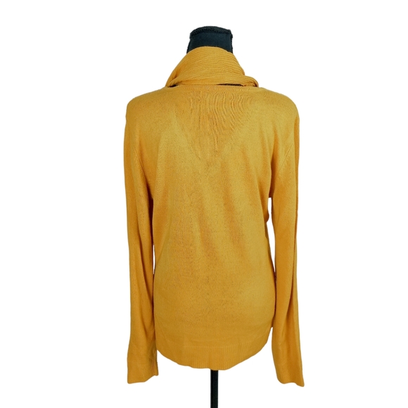 Nwt Carolyn Taylor Golden Yellow Embellished Pullover Sweater With Scarf Size XL - Picture 2 of 7